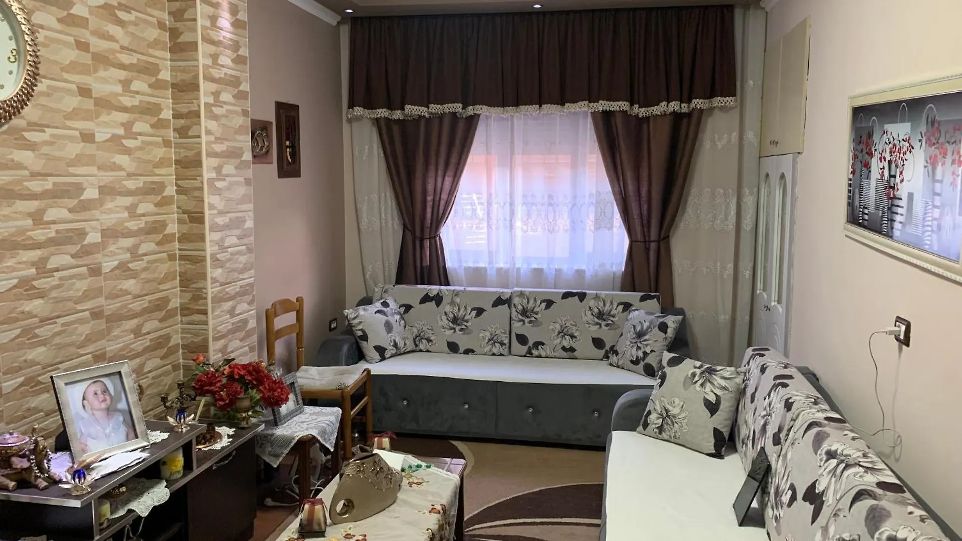 Lovely Grandma'S Home Korce Apartmán